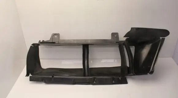 Ford Focus Intercooler air channel guide 