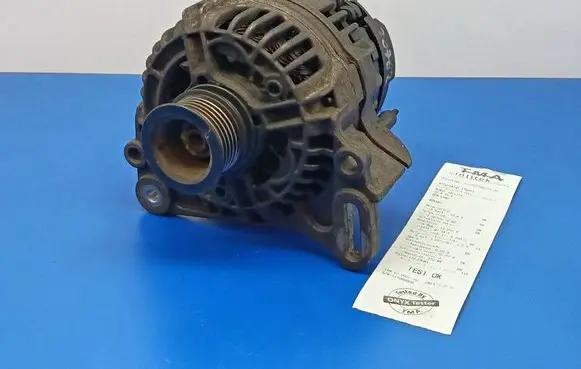 Skoda Fabia Mk1 (6Y) Generator/alternator 037903025G