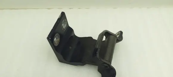 Jeep Cherokee III KJ Tailgate hinge 