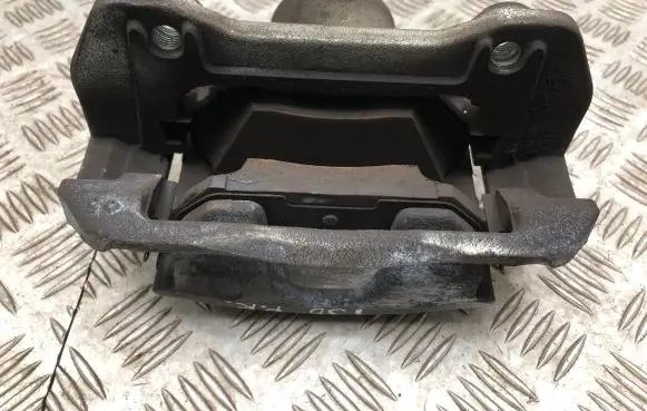 Hyundai i30 Front brake caliper 58110G4100