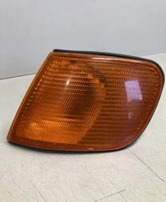 Audi 100 S4 C4 Front indicator light