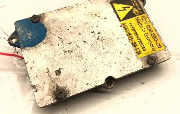 Opel Astra H Voltage converter/converter module 5DV00829000