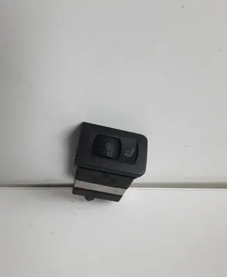 Volkswagen Golf IV Seat heating switch
