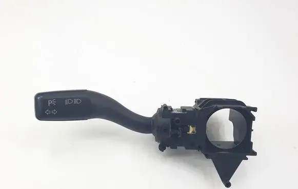 Audi A6 S6 C6 4F Indicator stalk 4E0953513E 27110618 CZK0301104601