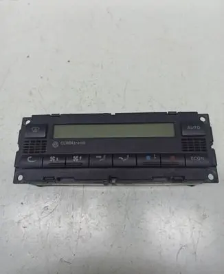 Volkswagen PASSAT B5.5 Climate control unit