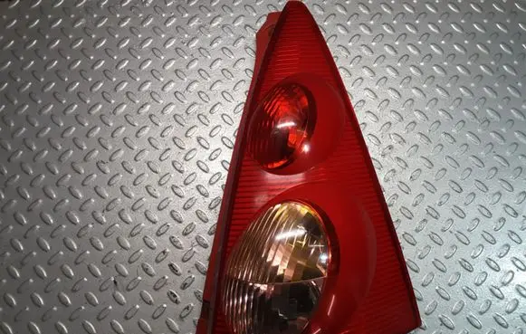 Peugeot 107 Rear/tail lights 815500H040