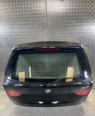 Tailgate/trunk/boot lid