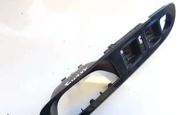 Volkswagen PASSAT B6 Front door window switch trim 3C1867171B