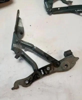 Volvo S60 Tailgate/trunk/boot hinge 30649608
