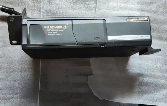 CD/DVD changer