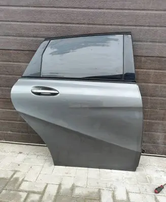 Mercedes-Benz B W247 Rear door