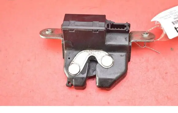 Tailgate/trunk/boot lock/catch/latch