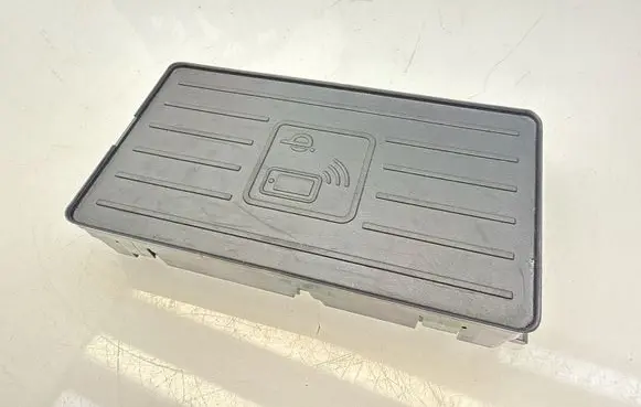 Audi A3 S3 8V Wireless charging module 81A035502 4774418300