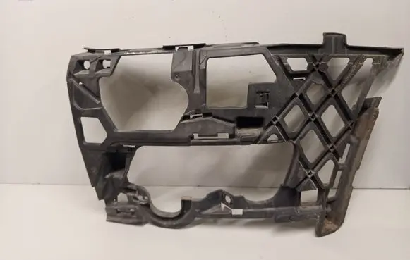 Volkswagen Golf VII Front bumper mounting bracket 5G0807723D