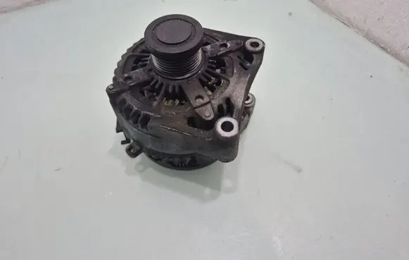 BMW X3 F25 Generator/alternator 7605061