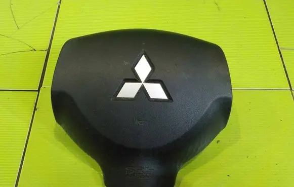 Mitsubishi ASX Steering wheel airbag 7030A249XA 11AB44