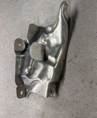 BMW 4 G22 G23 G24 G26 Heat shield in engine bay 7450534