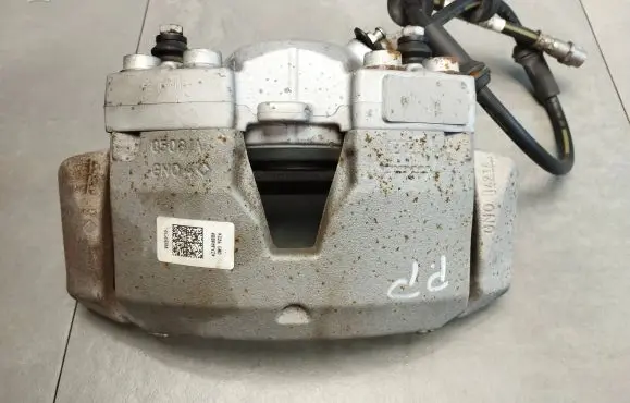 Audi A6 S6 C7 4G Front brake caliper 32348422A 4G0106BM