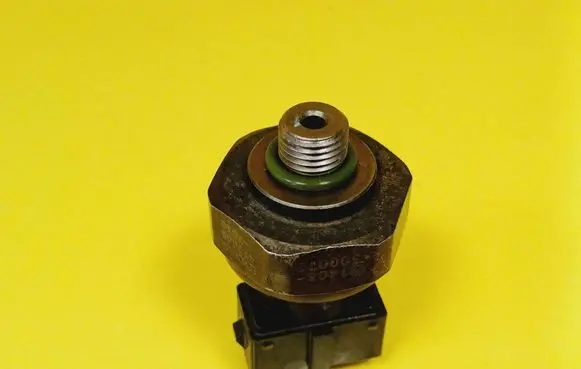 Air conditioning (A/C) pressure sensor