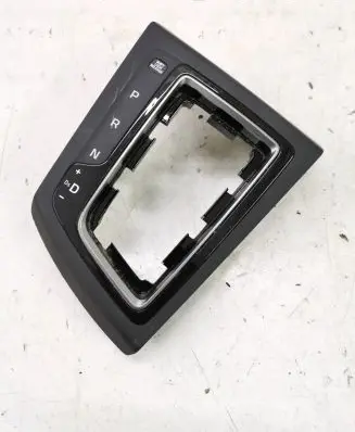 Hyundai i20 (BC3 BI3) Gear shifter surround trim plastic 84650C8250