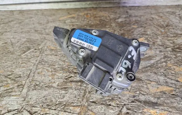 Audi A6 S6 C5 4B Accelerator throttle pedal 8D1723523F