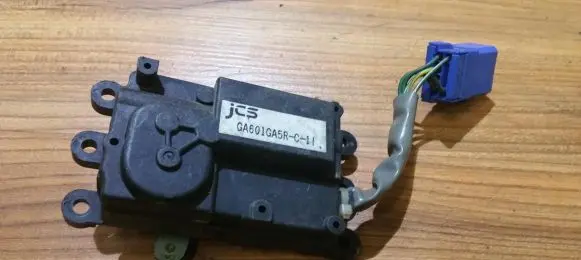 Mazda MX-6 Air flap motor/actuator ga601ga5r c1i