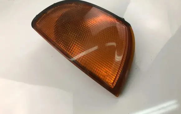 Mitsubishi Space Gear Front fender indicator light 21087053