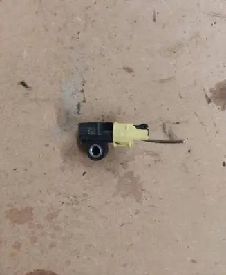 KIA Stinger Airbag deployment crash/impact sensor 959201F000 180512 B7292973604C