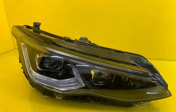 Volkswagen Golf VIII Headlight/headlamp 5H1941060R