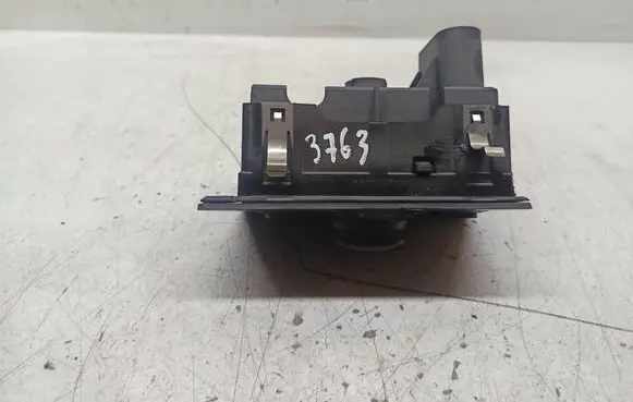 Opel Zafira B Light switch 13205868 0320 2785