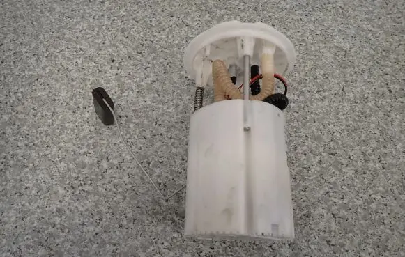 Nissan Pulsar In-tank fuel pump 0580203161