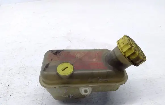 Audi A2 Brake fluid reservoir 8Z2611301C