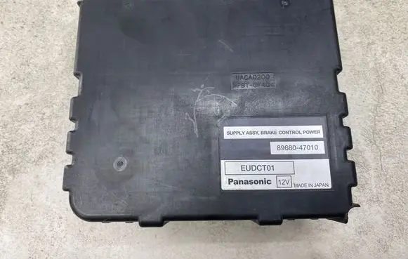 Toyota Prius (XW20) Brake system control unit/module 8968047010 497E216 4972572