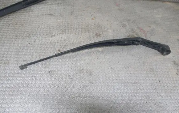 Mazda CX-7 Front wiper blade arm NWB7463