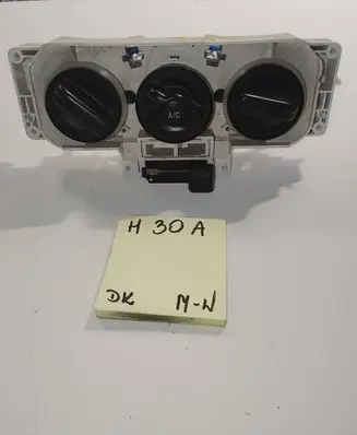 Suzuki Ignis Central console control unit 45454545