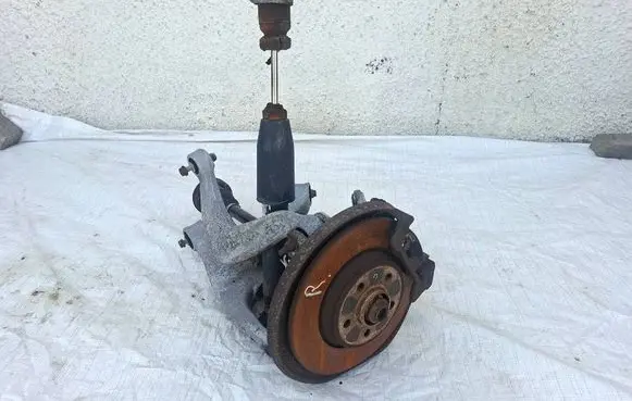 Audi Q5 SQ5 Rear wheel hub spindle/knuckle 8K0505432AR 8R0505312B 8R0501203C