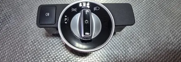 Mercedes-Benz A W176 Light switch A2129050551