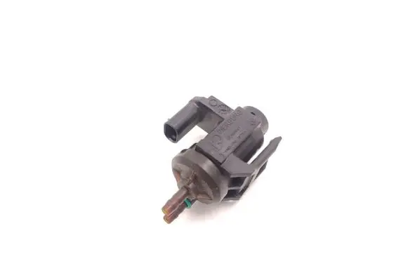 BMW X5 G05 Vacuum valve 8570591 70478502