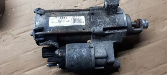 Audi A4 S4 B8 8K Starter motor 079911022