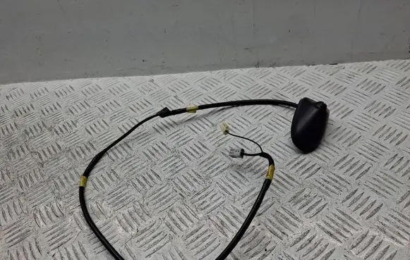 Toyota Verso Radio antenna 863000F030