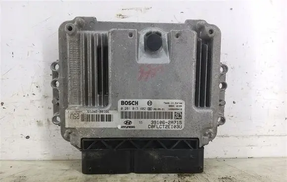 Hyundai i30 Engine control unit/module 391062A715
