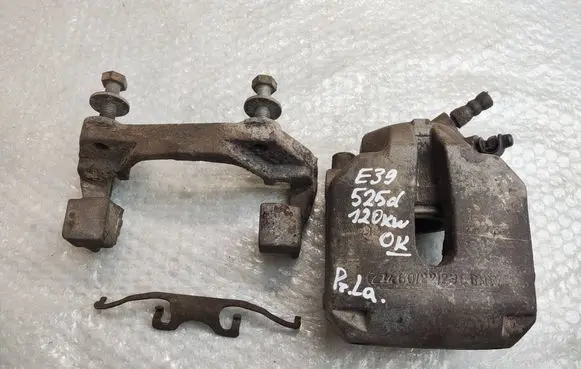 BMW 5 E39 Front brake caliper 6022296
