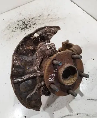 Toyota Corolla Verso AR10 Front wheel hub spindle knuckle