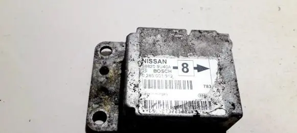 Nissan Note (E11) Airbag control unit/module 988209u40a 0285001912