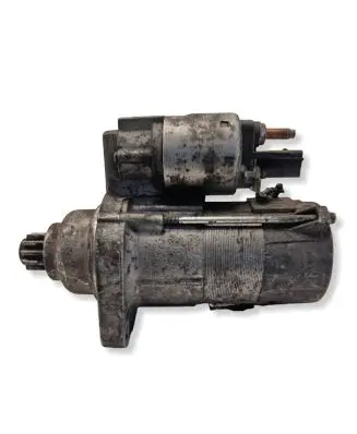Volkswagen Golf V Starter motor TS18E3 02911023N