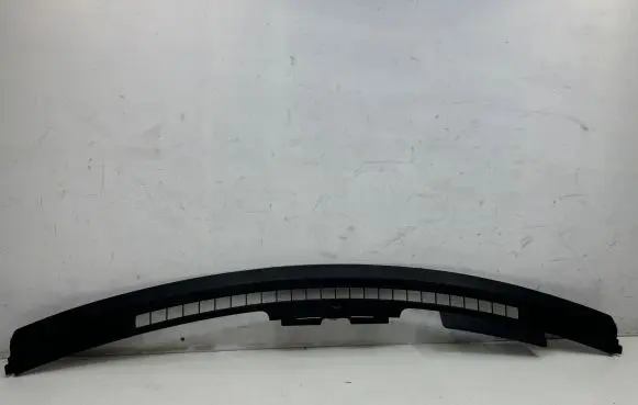 Ford Mustang VI Dashboard air vent grill cover trim GR3B63046B62A