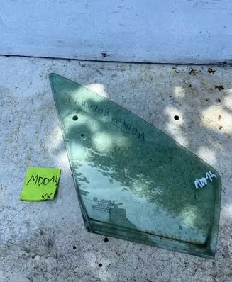 Opel Tigra A Front door window glass four-door DOT36AS2M127 43R000980
