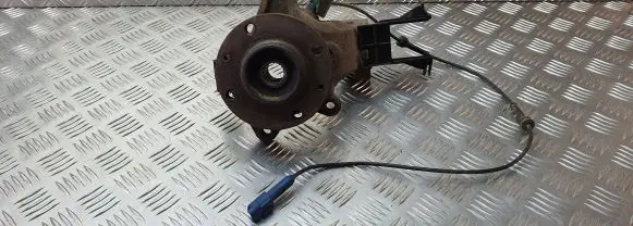 Peugeot 206 CC Front wheel hub spindle knuckle 9656044780