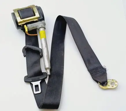 Audi A4 S4 B5 8D Front seatbelt 8D0857706
