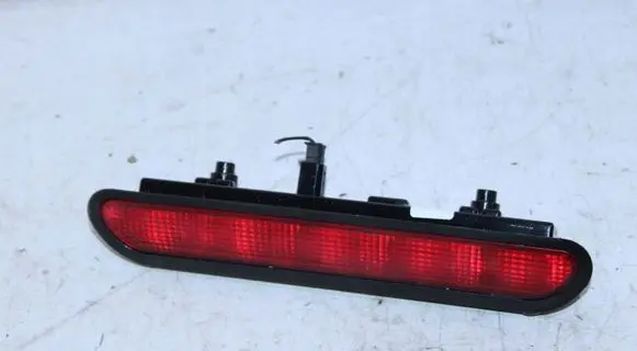 Fiat Tipo Third/center stoplight